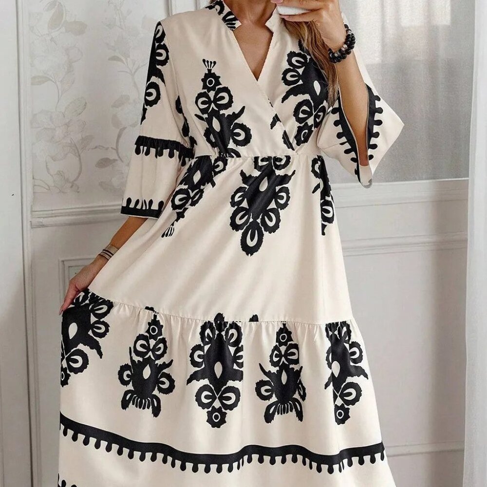 Printed Half Sleeve Knee Length Dress - Picture 1 of 10